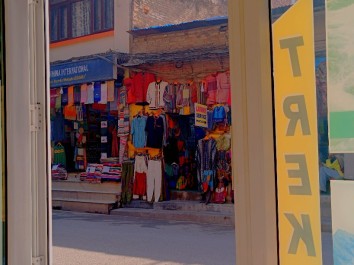 Explore free Walking Tour in Kathmandu - Annapurna Encounter